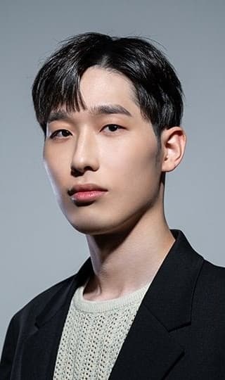 Kim Dong-jae photo 2