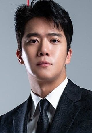 Ha Seok-jin photo 2