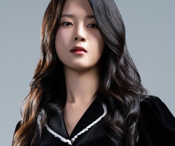 김하린 (Kim Ha-rin)